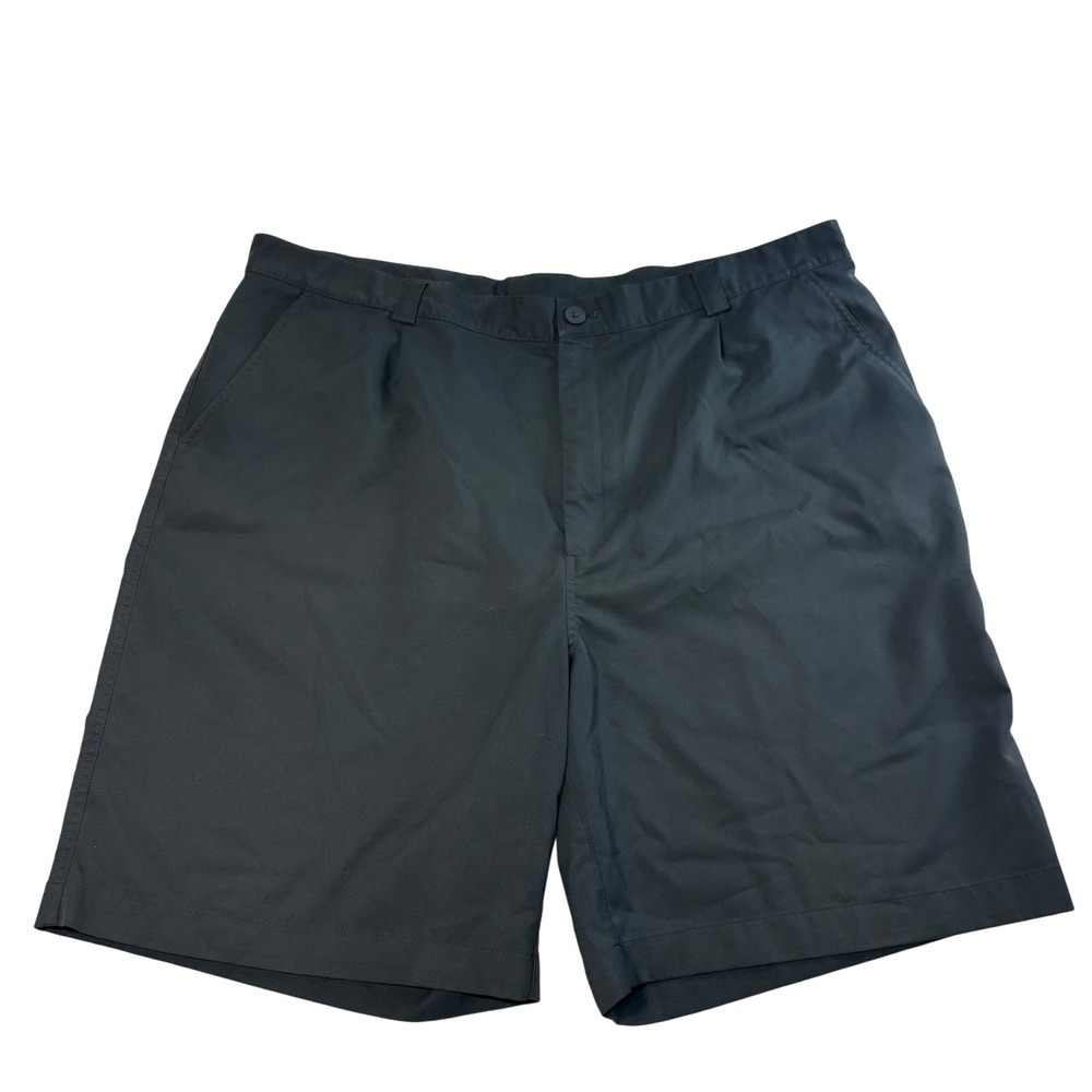 Under Armour Performance Mens Black Golf Shorts Polyester Flat Front 40 Waist